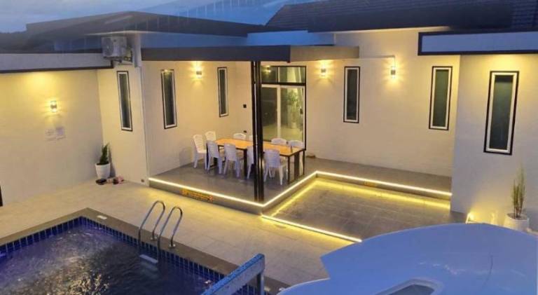 Villa with private pool & patio — photo 3