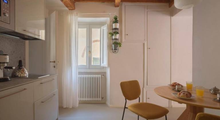 Apartment | Next to Lucca Cathedral — photo 4