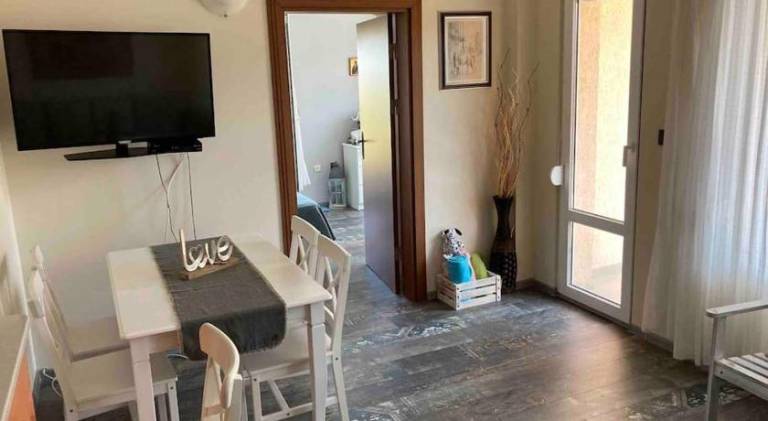 Holiday apartment with 1 room for 4 persons in Sunny beach