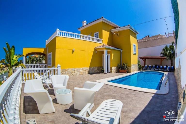 Casa Aguas de Busot