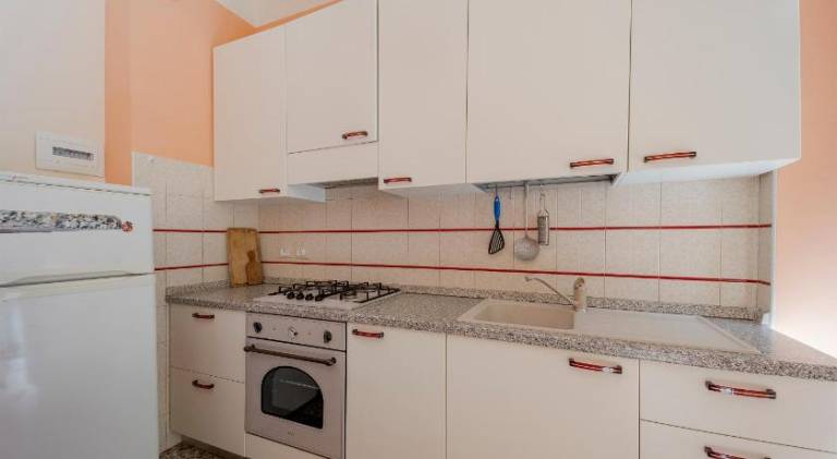 Rental apartment with terrace — photo 3