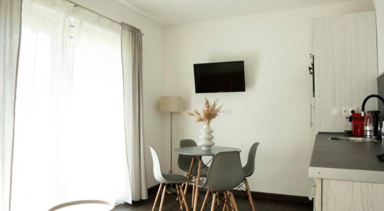 Apartment with 1 room for 4 persons — photo 3