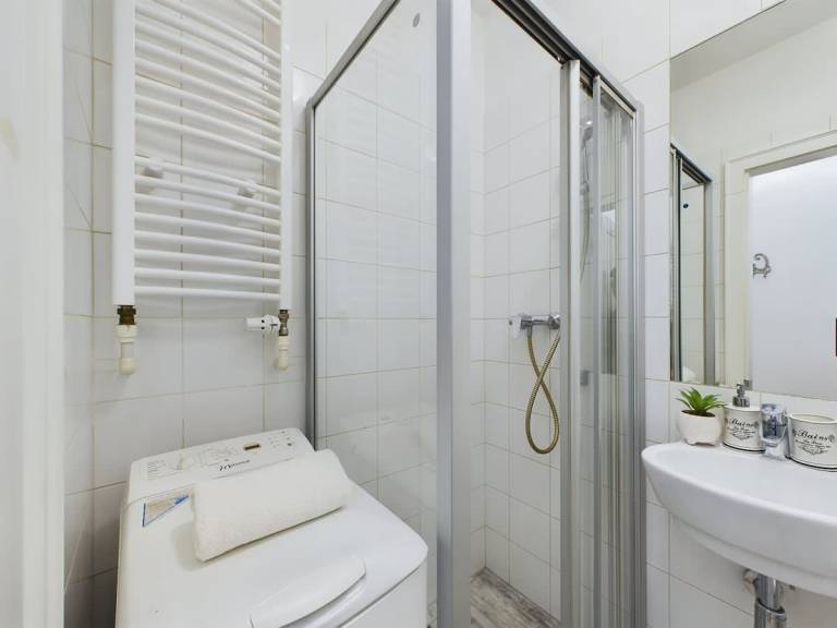 Children-friendly rental apartment | Next to Palace of Culture and Science | Pets are welcome — photo 4