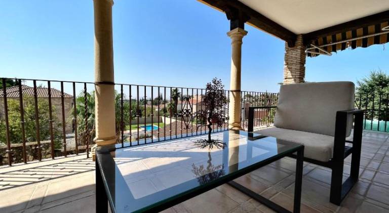 Rental apartment with pool — photo 4