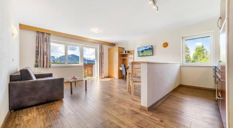 Nice serviced apartment with terrace, sauna & garden | Good for workation | Pets allowed — photo 4