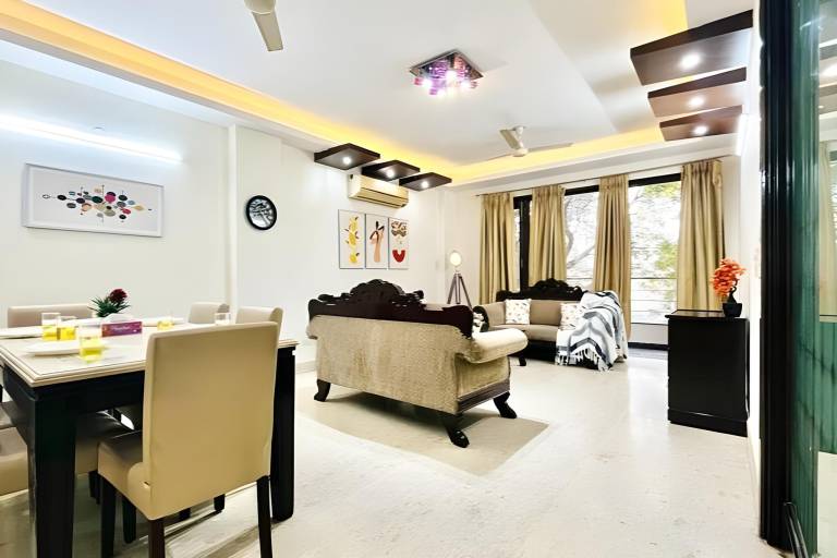 Apartment  Karol Bagh