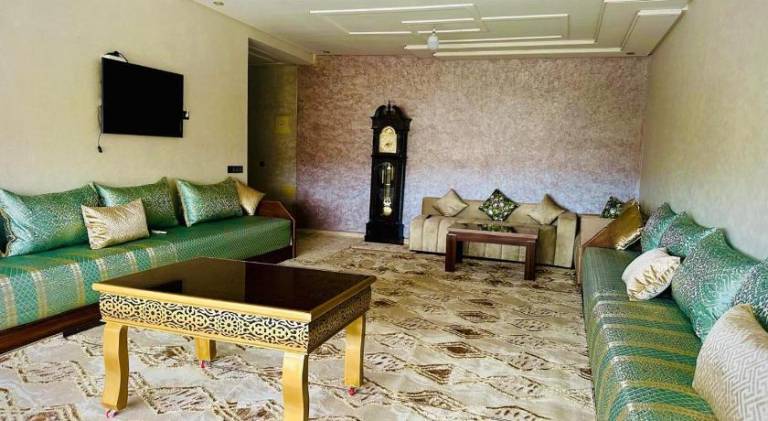 إقامة حسن in Meknes