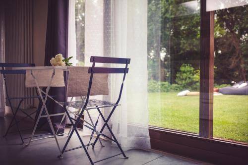 Holiday apartment with garden, barbecue & pool — photo 4