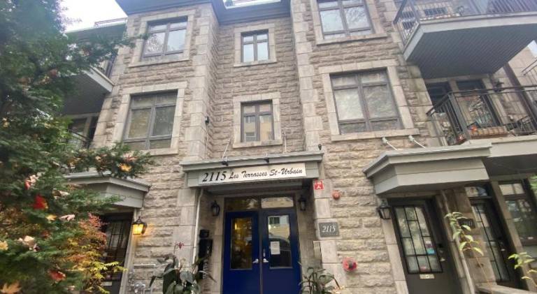 ApartHotelMontreal by Les Terrasses Saint Urbain 2225I2 in Montréal, QC