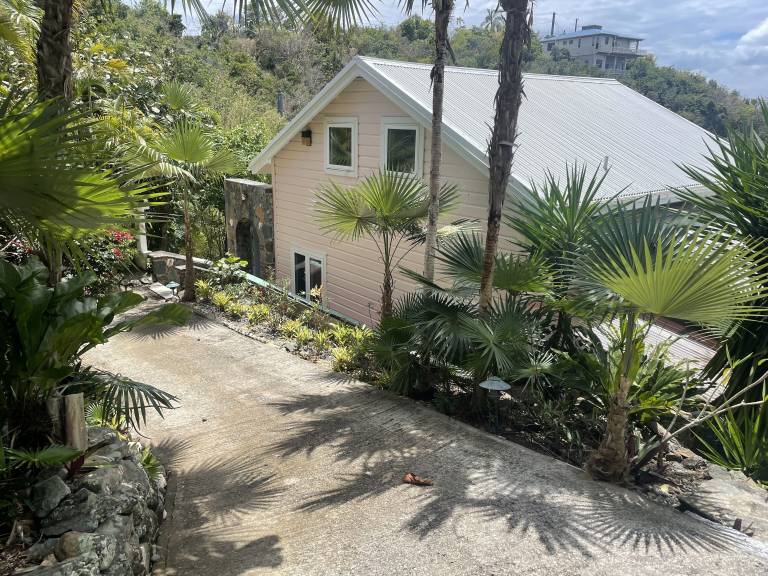 House  Cruz Bay