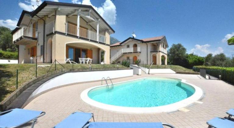 Appartamenti Theo e Fabiola con piscina e vista lago — photo 4