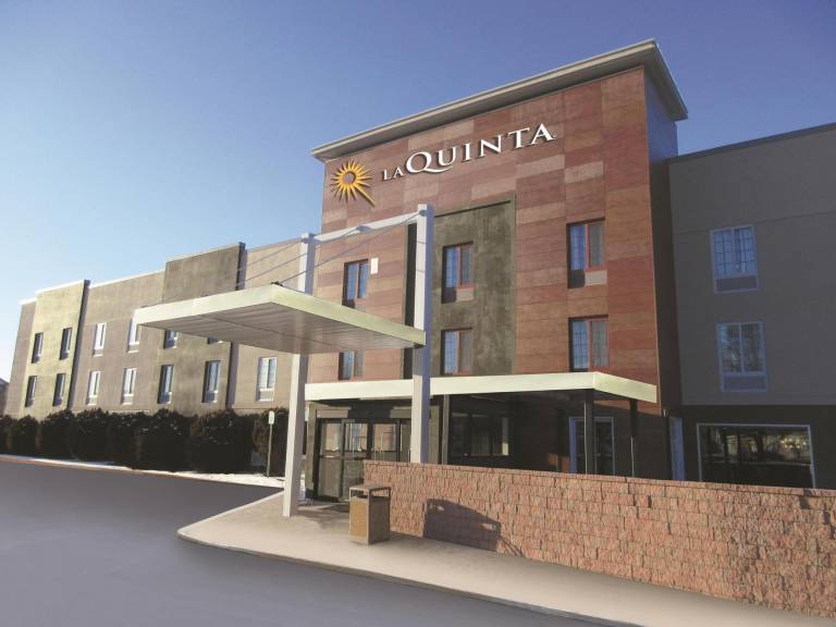 La Quinta Inn & Suites by Wyndham New Cumberland-Harrisburg in New Cumberland, PA