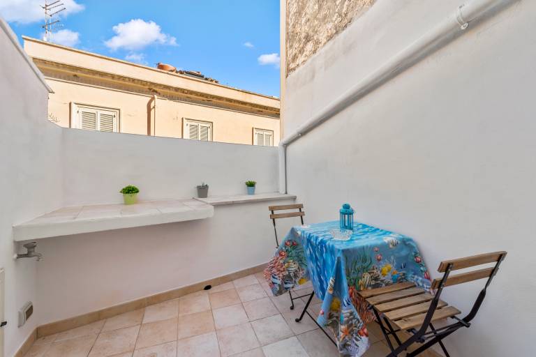 House with patio & fast internet | City view | Dogs allowed — photo 2