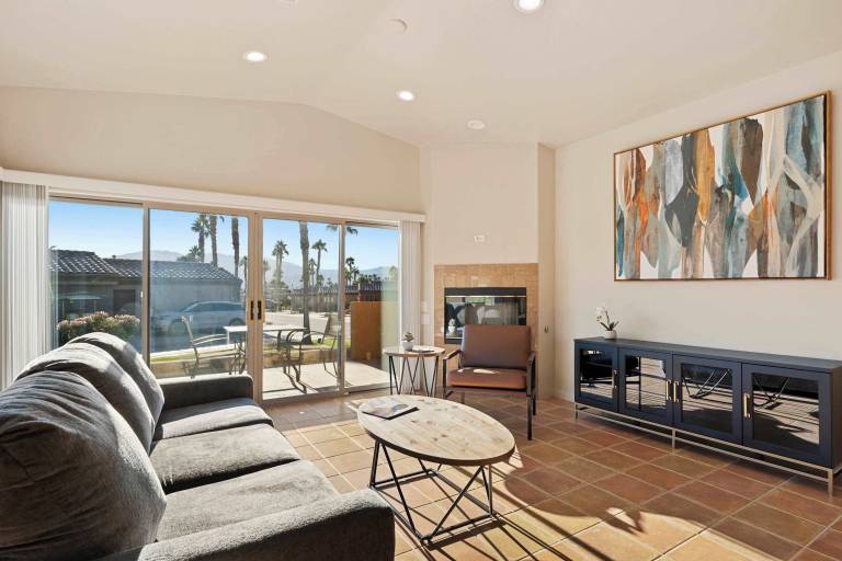 Apartment Coachella