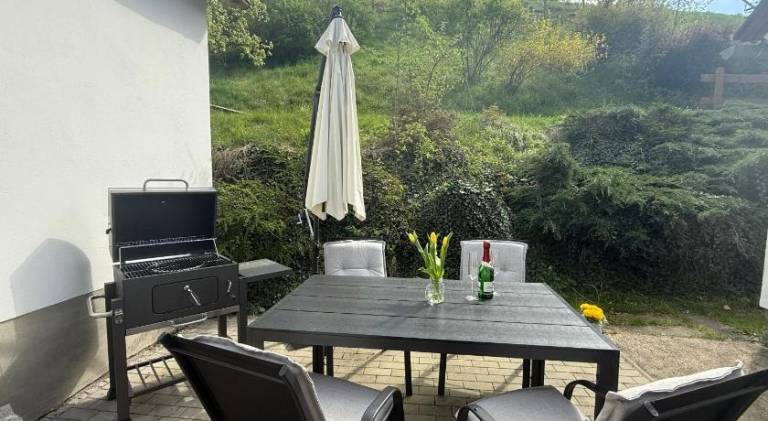 Nice holiday apartment with yard, terrace & grill | Dogs allowed — photo 4