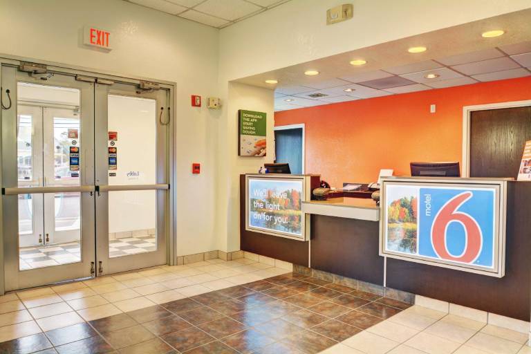 Motel6 Seekonk, MA - Providence East — photo 5
