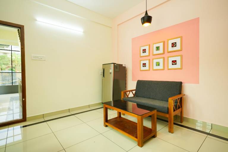OYO 37717 Elegant Kalappuryil Residency 1BHK