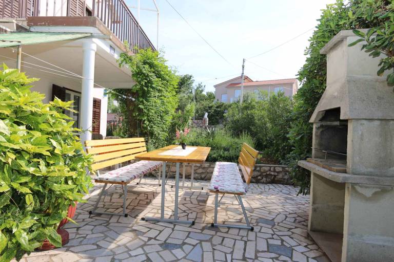Holiday apartment with air conditioning and terrace — photo 4