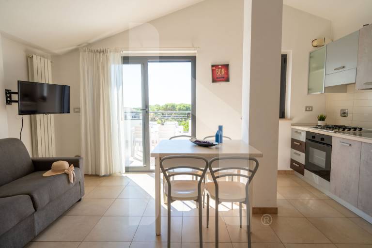 Holiday Rendez Vous 50 - Fourth floor apartment with side sea view — photo 5