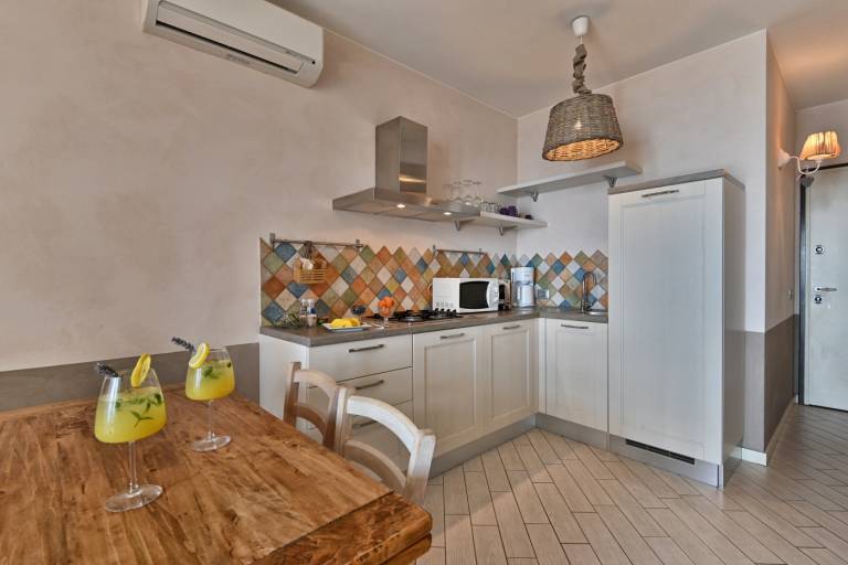 Fully equipped wonderful apartment with pool, barbecue & garden | Pets allowed — photo 3