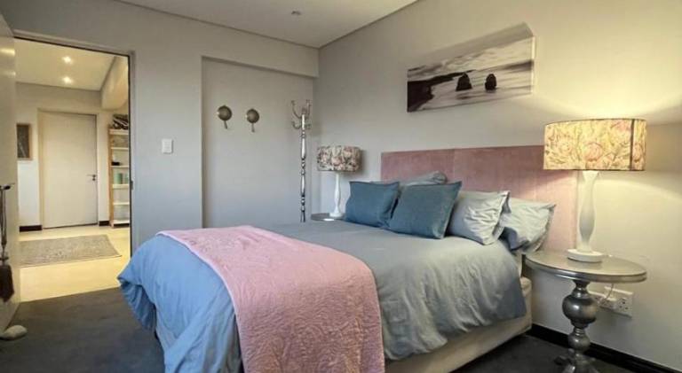 Beautiful rental apartment | Next to Sea Point | Pets allowed — photo 2
