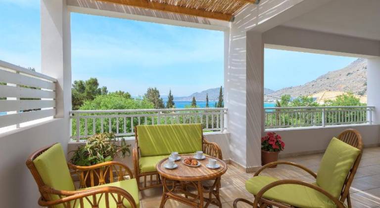 Villa with terrace, garden & BBQ — photo 2