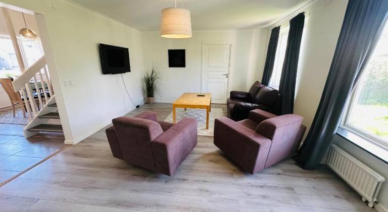 Villa with 4 rooms for 8 persons — photo 2