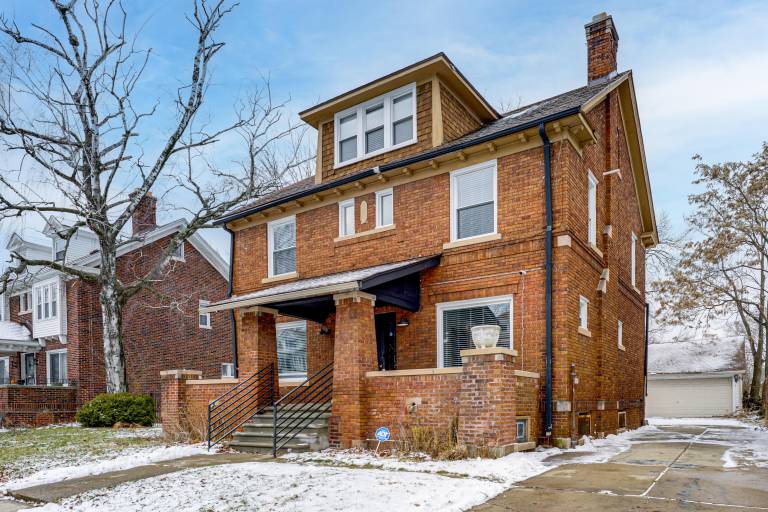 Spacious & Updated Group Getaway in Detroit! — photo 4