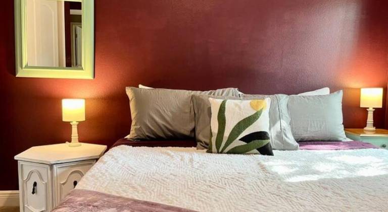 Big vacation home | Pets allowed in Sanford, FL