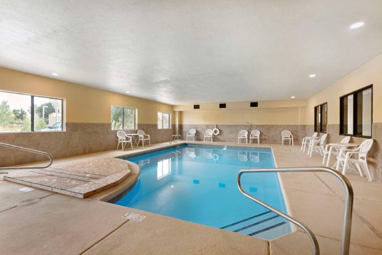 Best Western Plus Eagleridge Inn & Suites — photo 3