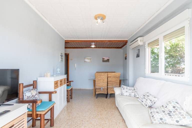 Holiday Apartment "Apartamento El Cid" with Sea View, Pool, Garden & Terrace — photo 5