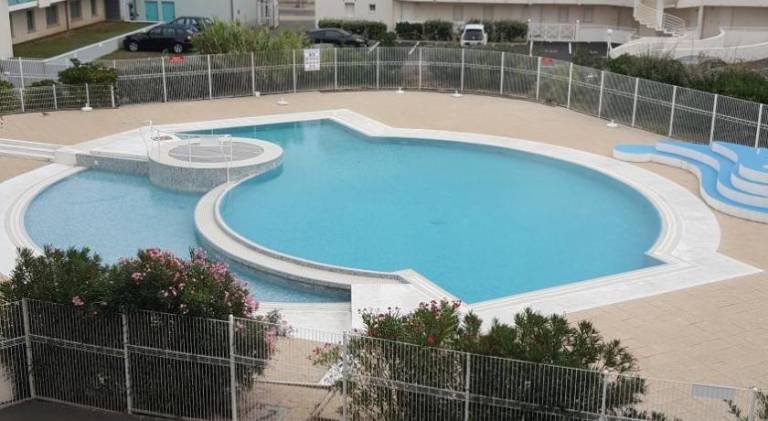 Holiday apartment with pool | Next to the beach | Dogs allowed — photo 3