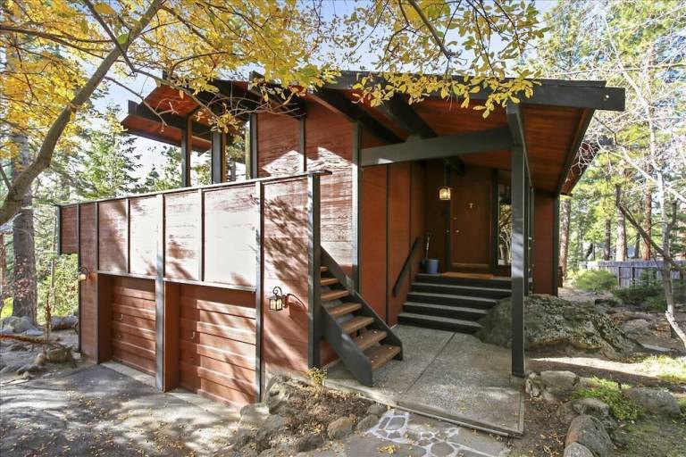 House  Tahoe City