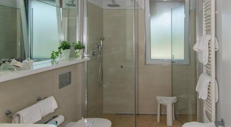 Rental apartment with 3 rooms for 4 persons — photo 2