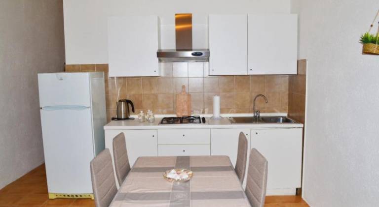 Holiday apartment with 1 room for 5 persons — photo 5