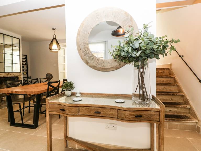 Family-friendly beautiful cottage | Next to Roman Baths | Pet-friendly — photo 4