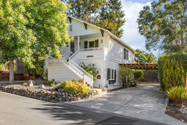 House Sebastopol