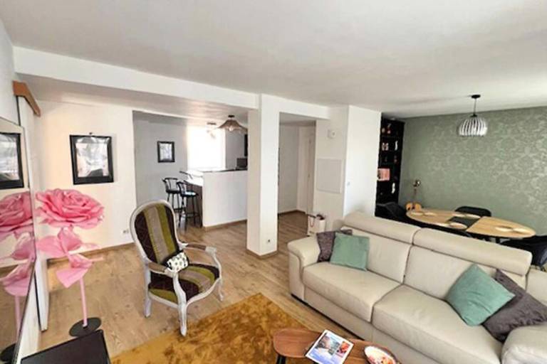Holiday apartment with terrace — photo 3