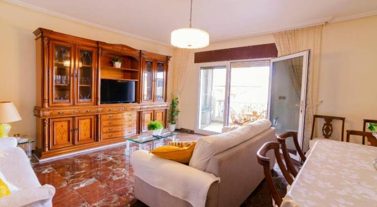 Rental apartment with 5 rooms for 11 persons — photo 2