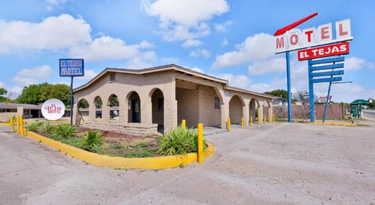 EL TEJAS MOTEL in San Antonio, TX