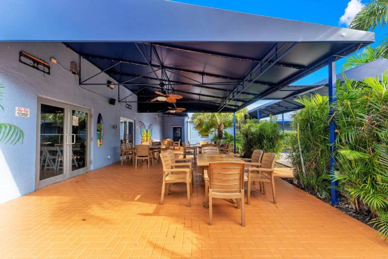 Rodeway Inn & Suites Fort Lauderdale Airport & Cruise Port — photo 4