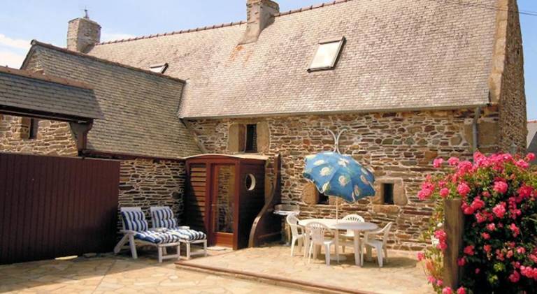 House with 2 rooms for 4 persons in Morlaix