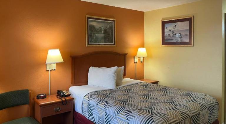 Motel 6 Morrillton, AR in Conway, AR