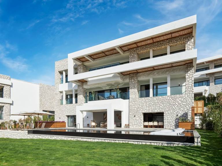 Resort  Torba Mahallesi