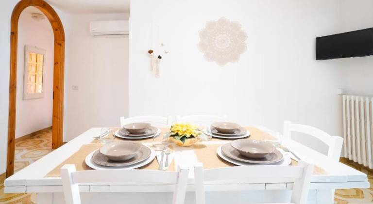 Vacation home with barbeque, garden & terrace | Beach nearby | Pets are welcome — photo 3