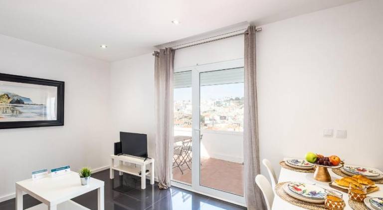 Rental apartment with patio | Beach nearby | Pets allowed — photo 3