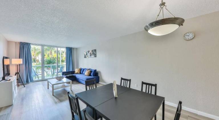 Ocean reserve 1st floor across the beach STR-02382 — photo 3