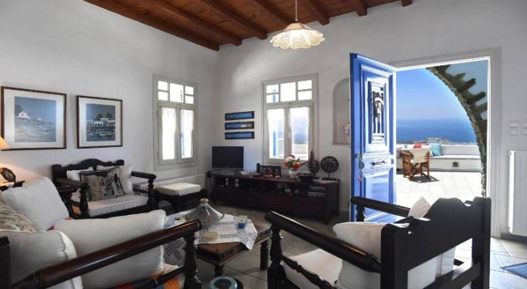 Villa with garden, terrace & pool | Pets allowed — photo 2