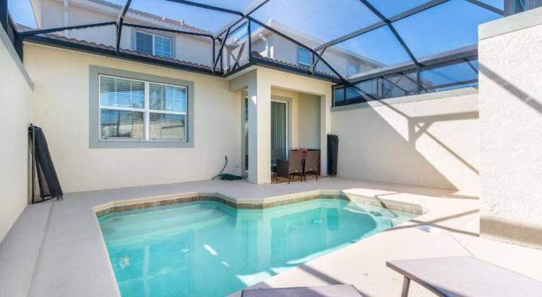 Vacation home with pool & hot tub | Dogs allowed in Cham
