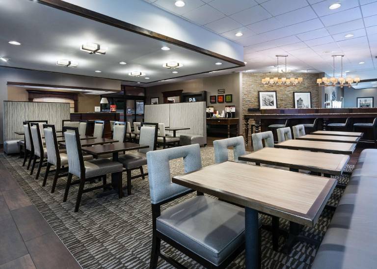 Hampton Inn Pittsburgh University/Medical Center — photo 2